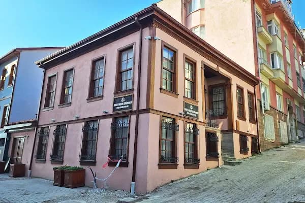 Kuva-yi Milliye Kütüphanesi Aydın Ayhan Kitaplığı - Kütüphane - Balıkesir Altıeylül