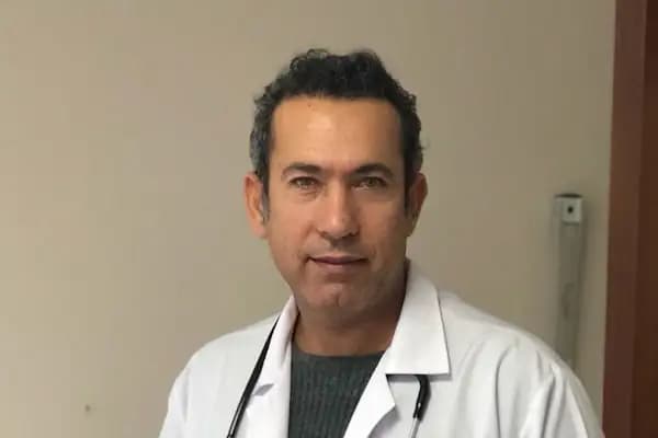 Prof. Dr. Muammer Karadeniz Endokrinoloji ve Metabolizma Hastalıkları Uzmanı - Endokrinolog - İzmir Konak