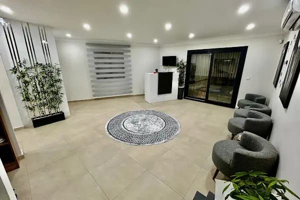 Diş Hekimi Tuğçe DEMİRCAN İŞGÜDER, DC DENTAL CLINIC BODRUM - Diş Hekimi - Muğla Bodrum