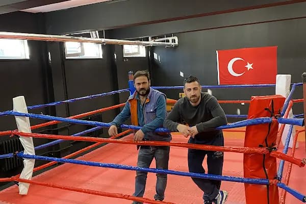 Aliya İzzet Begoviç Spor Kulübü - Spor Kulübü - İstanbul Gaziosmanpaşa