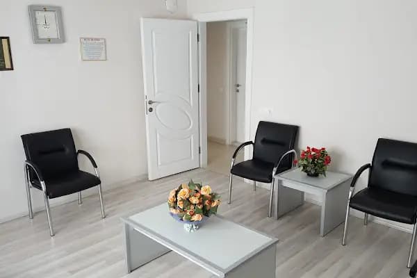 Diş Hekimi Sema İstekli - Diş Hekimi - Antalya Elmalı