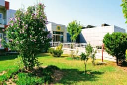 İstanbul Üniversitesi Profesör Dr. Nazım Terzioğlu Kültür Ve Eğitim Tesisleri