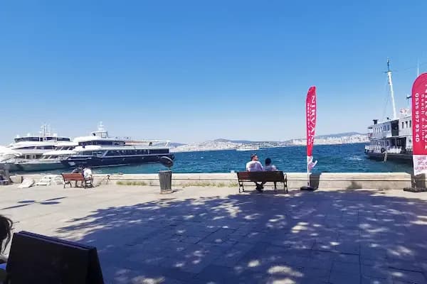 A101 - Süpermarket - İstanbul Adalar