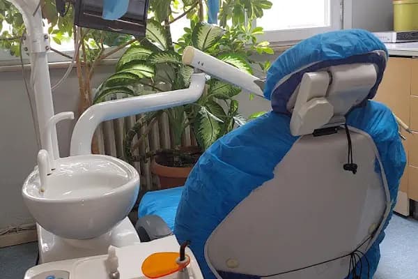 Diş Hekimi Emrah Küçüktepe - Diş Hekimi - İstanbul Avcılar