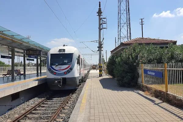 Gaziemir Tren İstasyonu Gişe - Geçiş Gişesi - İzmir Balçova