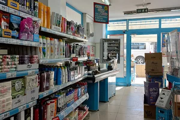 A101 - Süpermarket - İstanbul Küçükçekmece