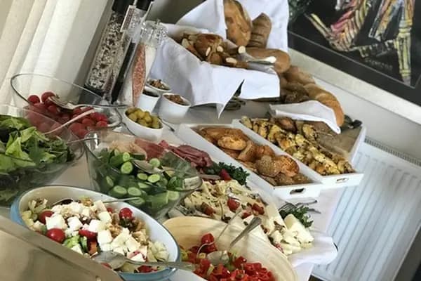 Gazi Çiğköfte&amp;Cafe 50.Yıl - Yiyecek Temini ve İkram Hizmeti - İstanbul Bahçelievler