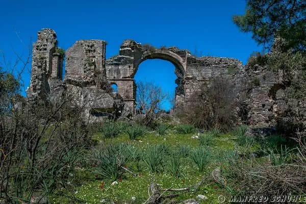Dirgenler Kilise - Kilise - Antalya Kaş