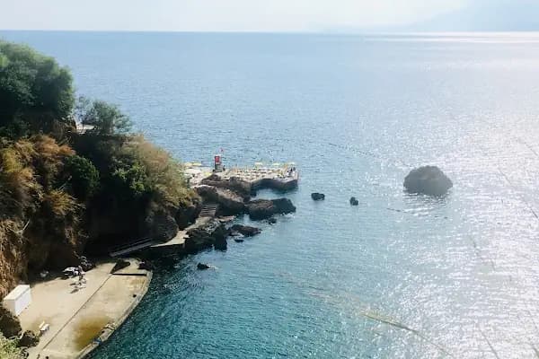Yeşilbahçe Falez Plajı - Yüzme Tesisi - Antalya Muratpaşa