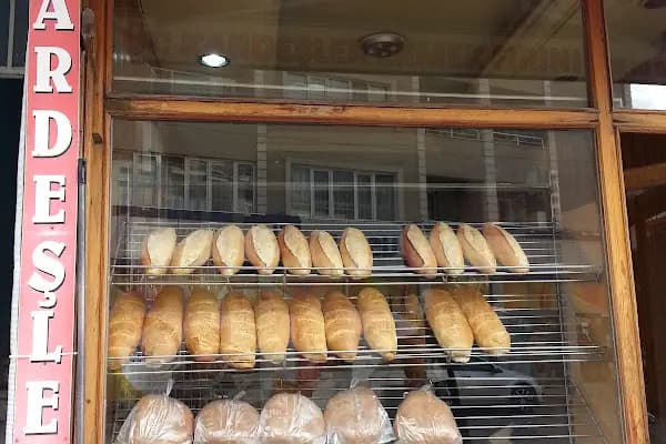 Üç Kardeşler Odunlu Ekmek Fırını - Fırın - Bursa Orhaneli