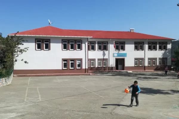 KALEÖNÜ MURAT KÖSE İLKOKULU/ ORTAOKULU - Okul - Trabzon Akçaabat