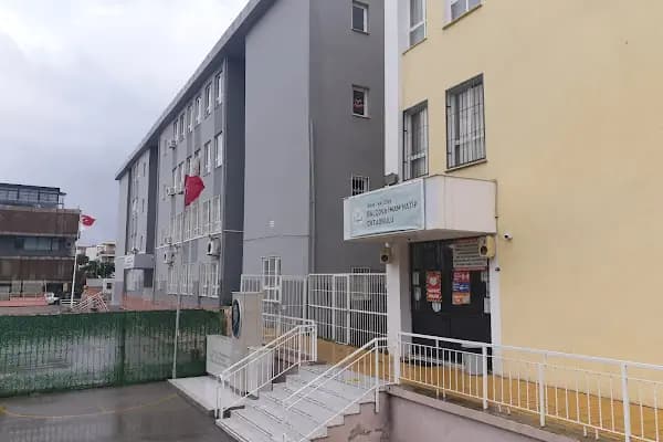 Balçova İmam HAtip Ortaokulu - Okul - İzmir Balçova