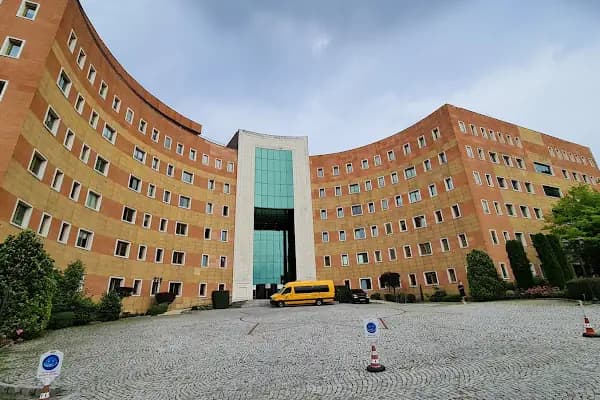 Yeditepe Üniversitesi - Üniversite - İstanbul Adalar