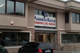 Amerikan Kültür Yabancı Dil Kursu Ümitköy Premium Şube