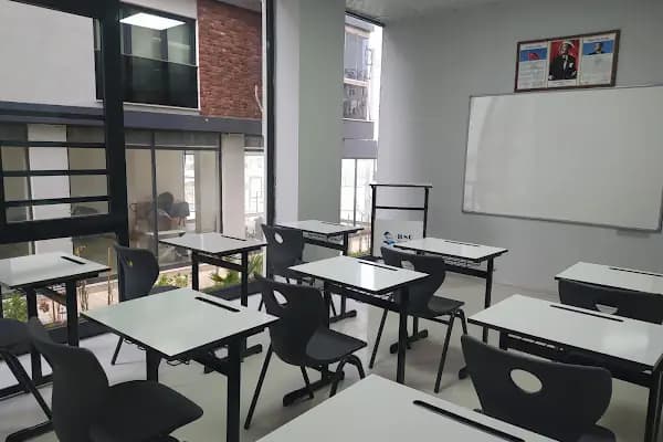 Özel RSC Yabancı Dil Kursu - Eğitim Kurumu - Balıkesir Karesi