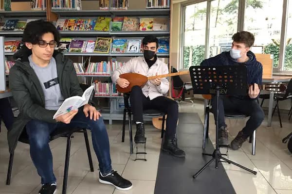 Esenler Halk Kütüphanesi - Halk Kütüphanesi - İstanbul Bağcılar