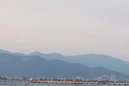 Orjan Tahta İskele Plajı