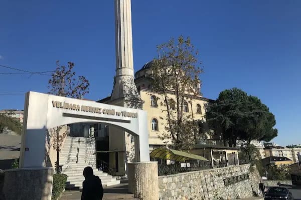 Velibaba Merkez Camii ve Türbesi - Cami - İstanbul Adalar