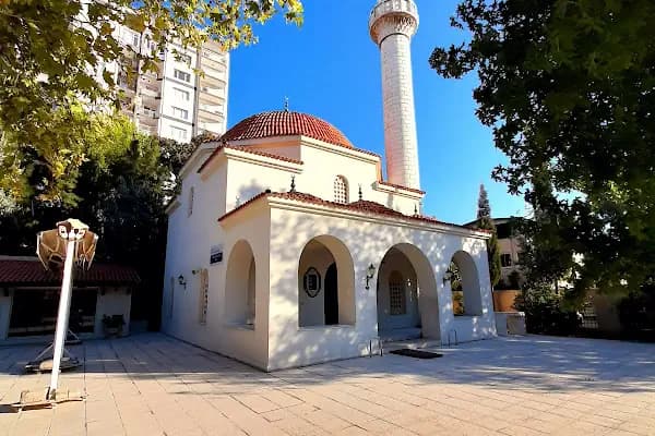 Osman Nuri Saygın Cami - Cami - İzmir Bergama