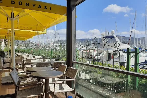 Kahve Dünyası - Bodrum Marina - Kahve dükkanı - Muğla Bodrum