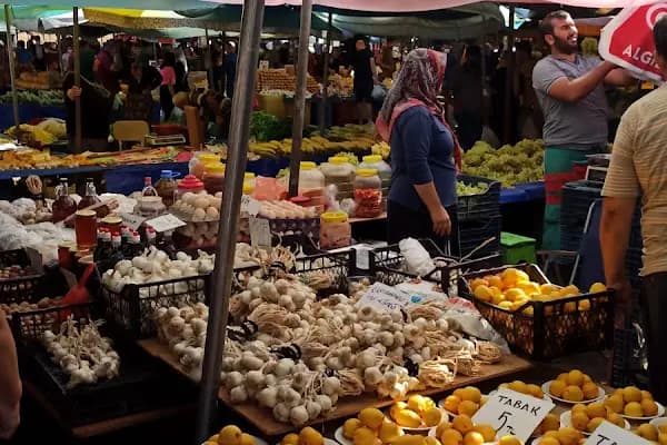 Buca Koop Pazaryeri - Gıda Pazarı - İzmir Buca