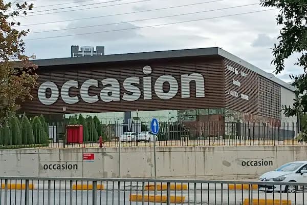 Lacoste İstanbul - Giyim mağazası - İstanbul Kadıköy