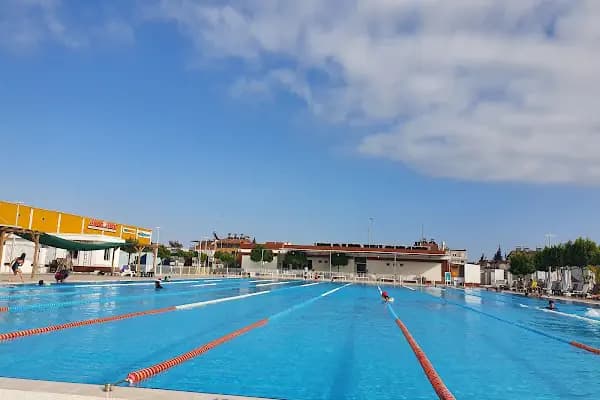 Aris Olimpik Yüzme Havuzu ve Sosyal Tesisleri - Yüzme Kursu - Halka Açık Yüzme Havuzu - Antalya Muratpaşa
