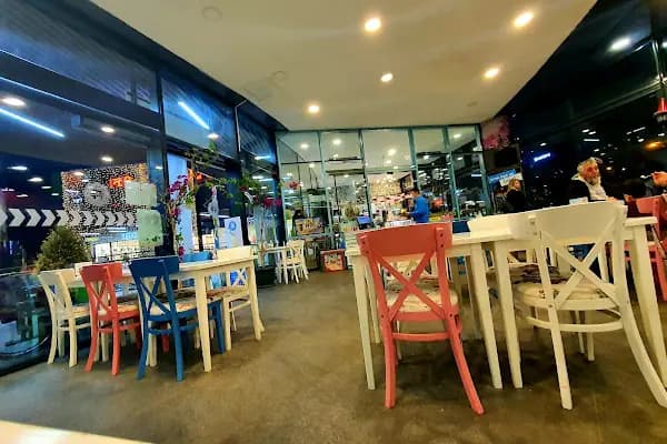 Alaçatı Muhallebicisi Tekirdağ Çorlu Trend Arena AVM - Kafe - Tekirdağ Çorlu