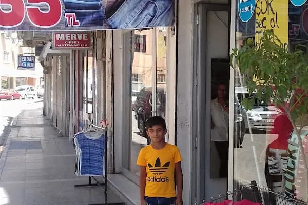 Güven giyim fabrikadan halka satış - Giyim mağazası - Şanlıurfa Birecik