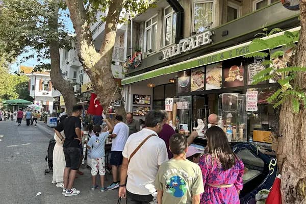 Yalı Cafe Büyükada - Kafe - İstanbul Adalar