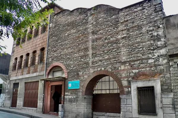 Ermeni Katolik Kilisesi - Kilise - İstanbul Fatih