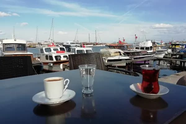 Horoz Çay Bahçesi - Kafe - İstanbul Adalar