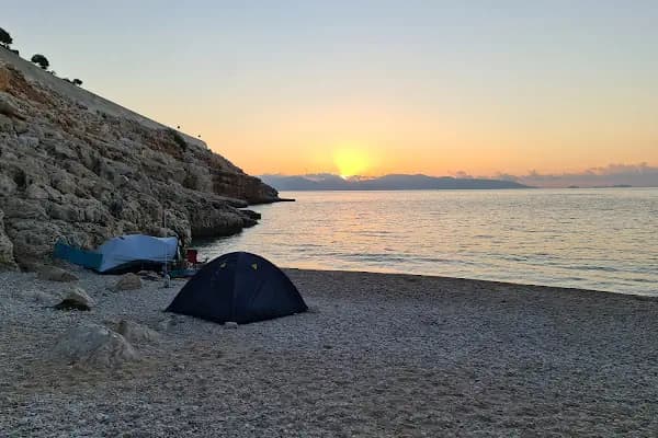 Beyaz Kaya Plajı - Turistik Yer - Antalya Finike