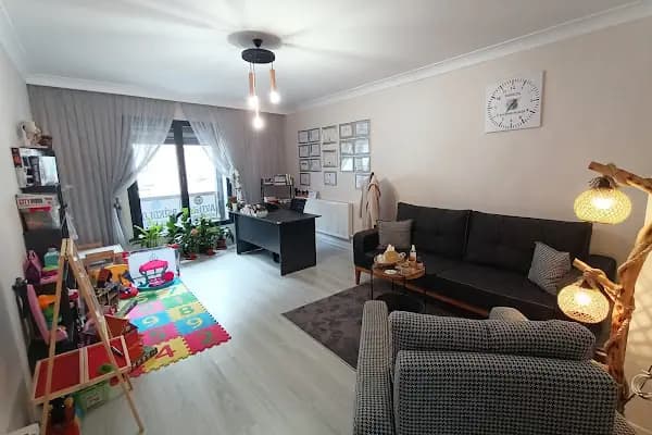 Psikolog Ece Naz TUNER ERSEVEN - Psikolog - Manisa Ahmetli