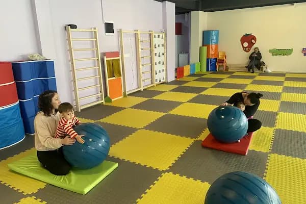 YOYOLAND BORNOVA - Çocuk Oyun Salonu - İzmir Buca