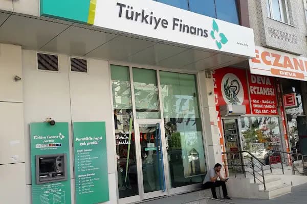 Türkiye Finans Arnavutköy Şubesi - Banka - İstanbul Arnavutköy