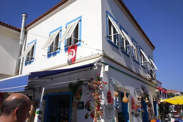 Magnum Store Alaçatı - Mağaza - İzmir Bergama