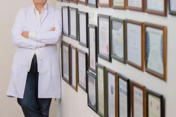 Prof. Dr. Ayşe AKTAŞ Alerji - İmmünoloji ve Göğüs Hastalıkları Kliniği - Doktor - İzmir Aliağa