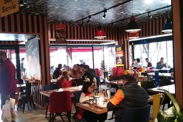 ZİLLİ ÖKÜZ Home Made Hamburger - Restoran - Antalya Alanya