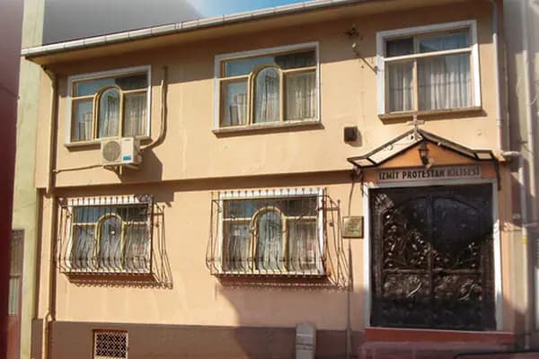 İzmit Protestan Kilisesi - Kilise - Kocaeli Gebze