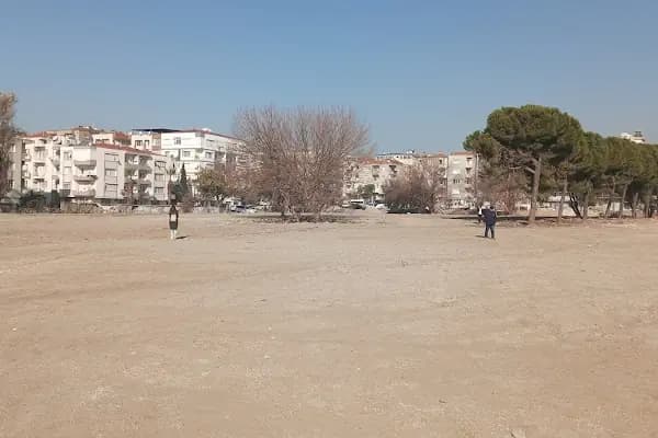 Buca Vergi Dairesi - Otobüs Durağı - İzmir Buca