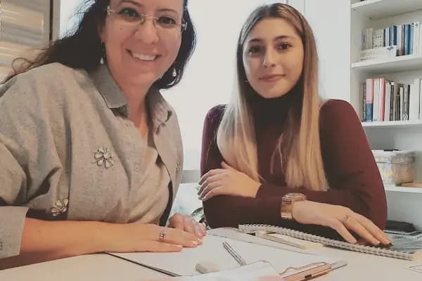 Klinik Psikolog Şafak Ağaca Kemal - Psikolog - İstanbul Şişli