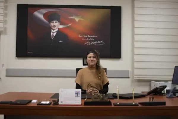 Op. Dr.Burcu Bıçakhan - Damar Cerrahı - İstanbul Kadıköy