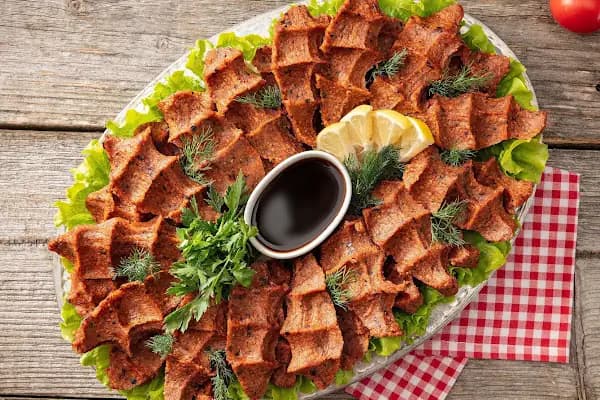 Ömer aybak meşhur adıyaman çiğköftecisi - Aile restoranı - Antalya Gazipaşa