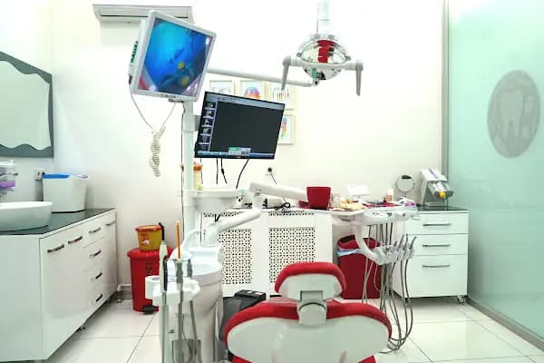 Diş Hekimi Erkut KÜP - Diş Hekimi - Ankara Altındağ