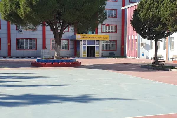 Bergamalı Kadri Anadolu İmam Hatip Lisesi - Okul - İzmir Bergama