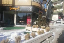 Şenyurt Pastanesi