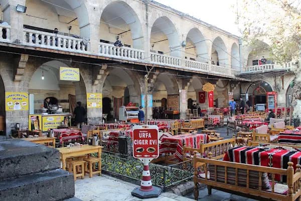 Gümrük Hanı - Türk restoranı - Şanlıurfa Birecik