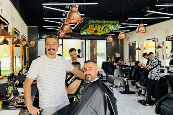 KUAFÖR FAVORİ - Kuaför - Konya Akşehir