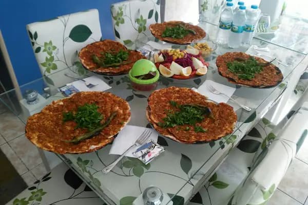 Savaspidevelahmacunsalonu - Restoran - Konya Bozkır